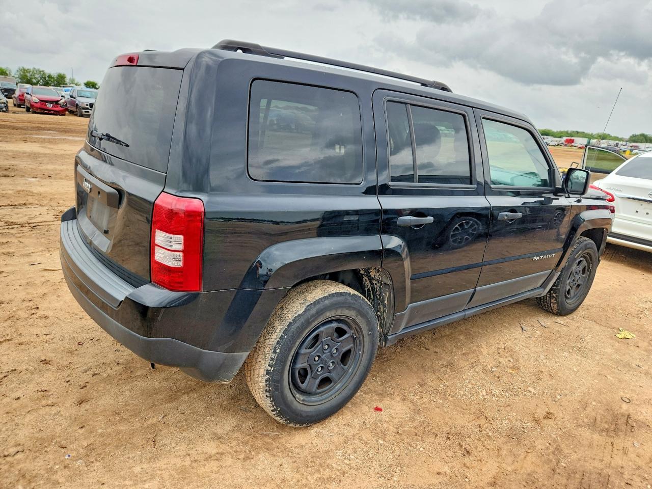 1C4NJPBA9HD156835 · 2017 JEEP PATRIOT · 3/13