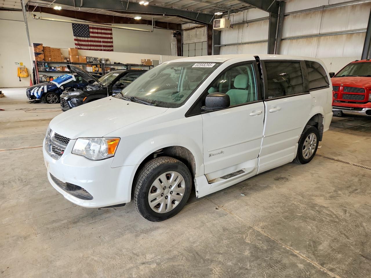 2C7WDGBG4FR599455 · 2015 DODGE GRAND CARAVAN
