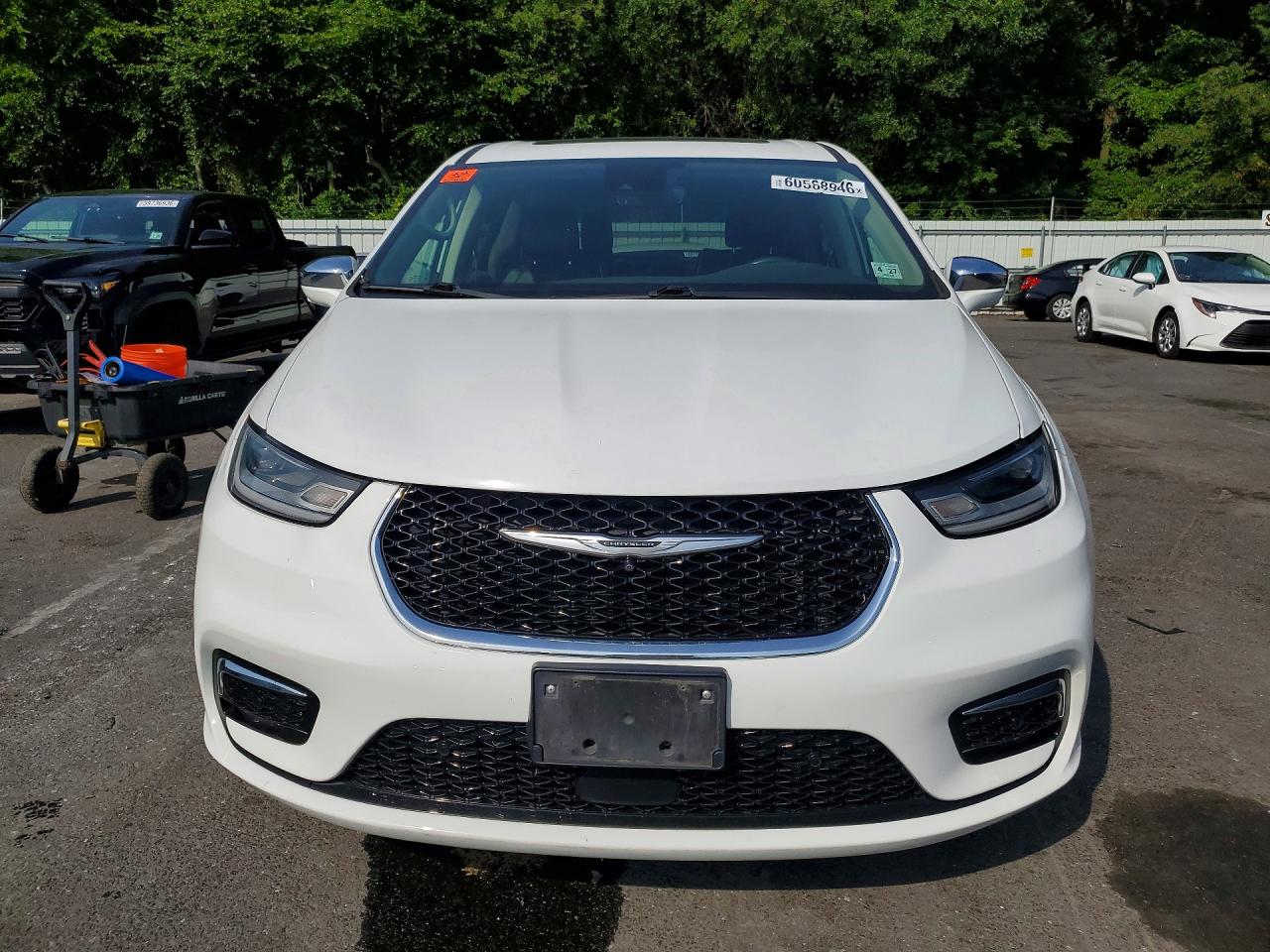 2C4RC1S76NR173792 · 2022 CHRYSLER PACIFICA · 5/13