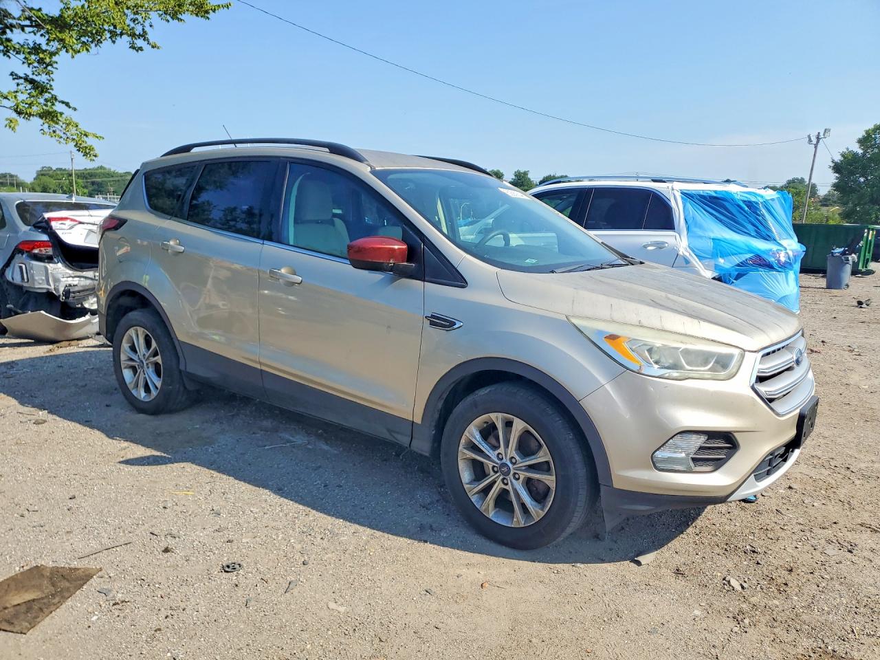 1FMCU9GD3HUC19937 · 2017 FORD ESCAPE · 4/13