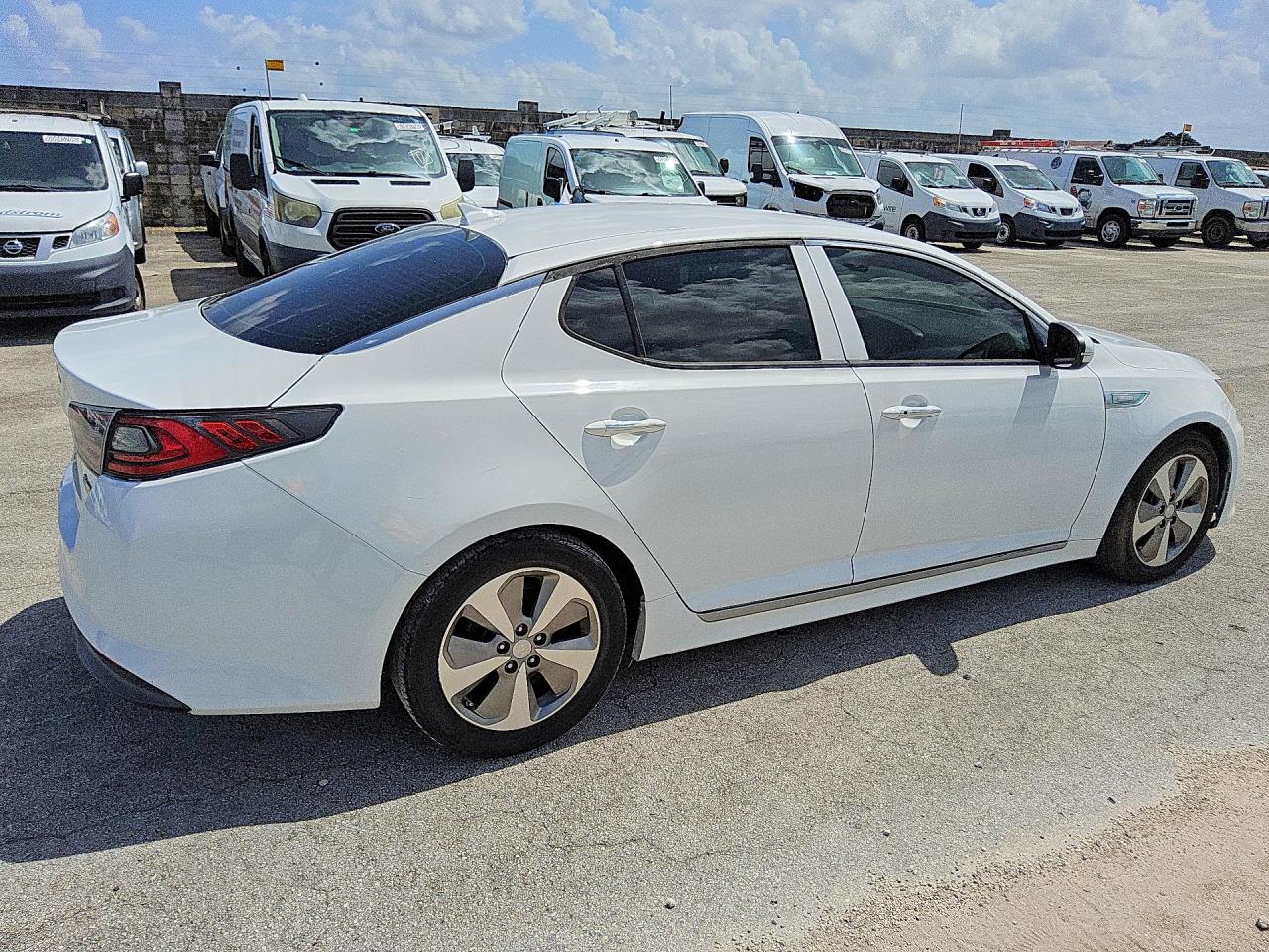 KNAGN4AD3G5094135 · 2016 KIA OPTIMA · 3/12