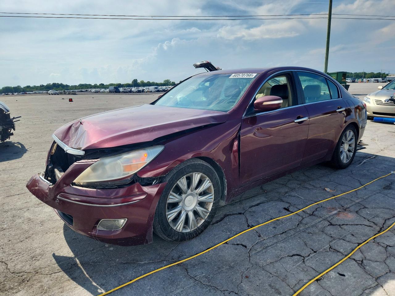 KMHGC4DE6AU073978 · 2010 HYUNDAI GENESIS