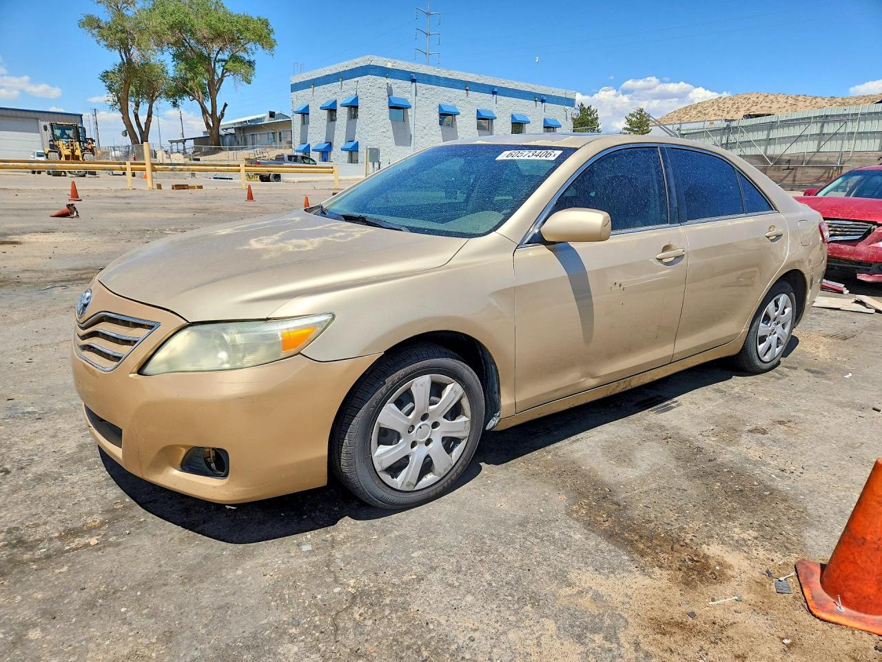 4T1BF3EK2BU633027 · 2011 TOYOTA CAMRY