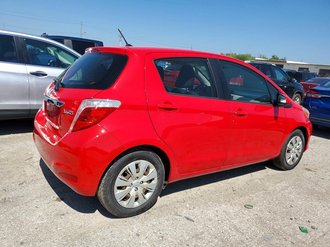 JTDKTUD33CD519424 · 2012 TOYOTA YARIS · 3/13