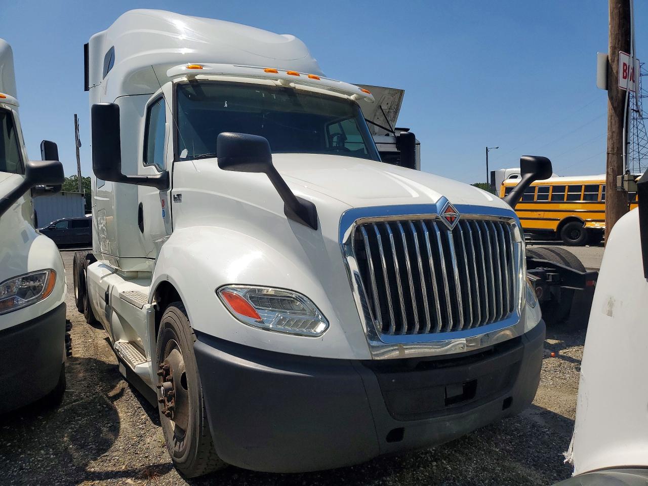 3HSDZAPR6KN333659 · 2019 INTERNATIONAL LT625 · 4/14