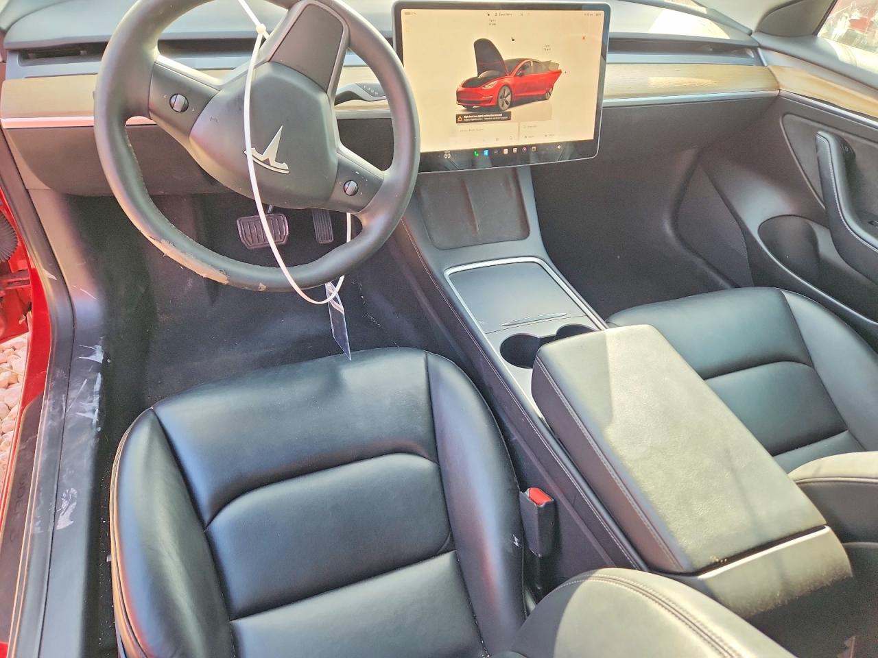5YJ3E1EB4NF289679 · 2022 TESLA MODEL 3 · 8/12