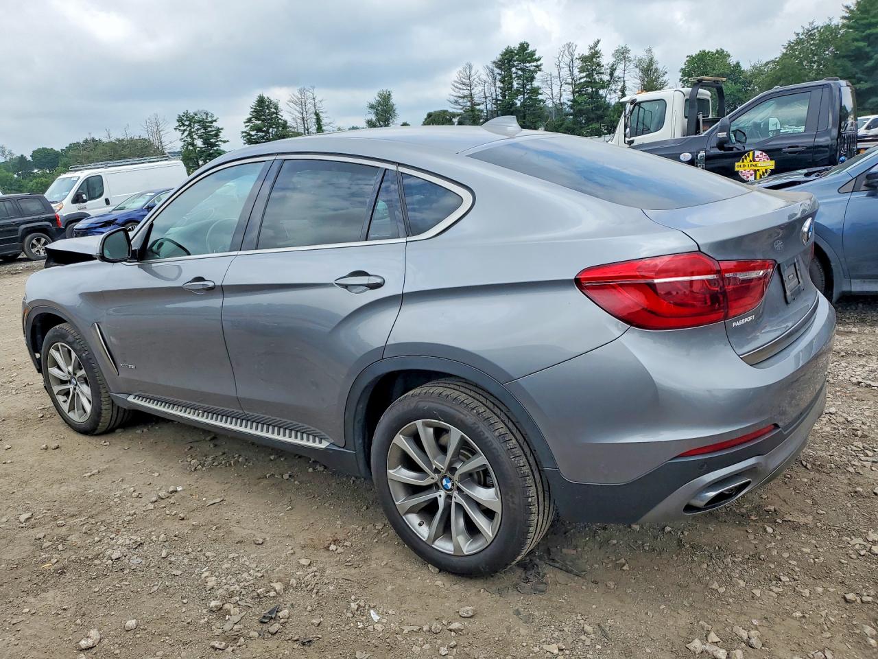 5UXKU2C57K0Z63219 · 2019 BMW X6 · 2/12