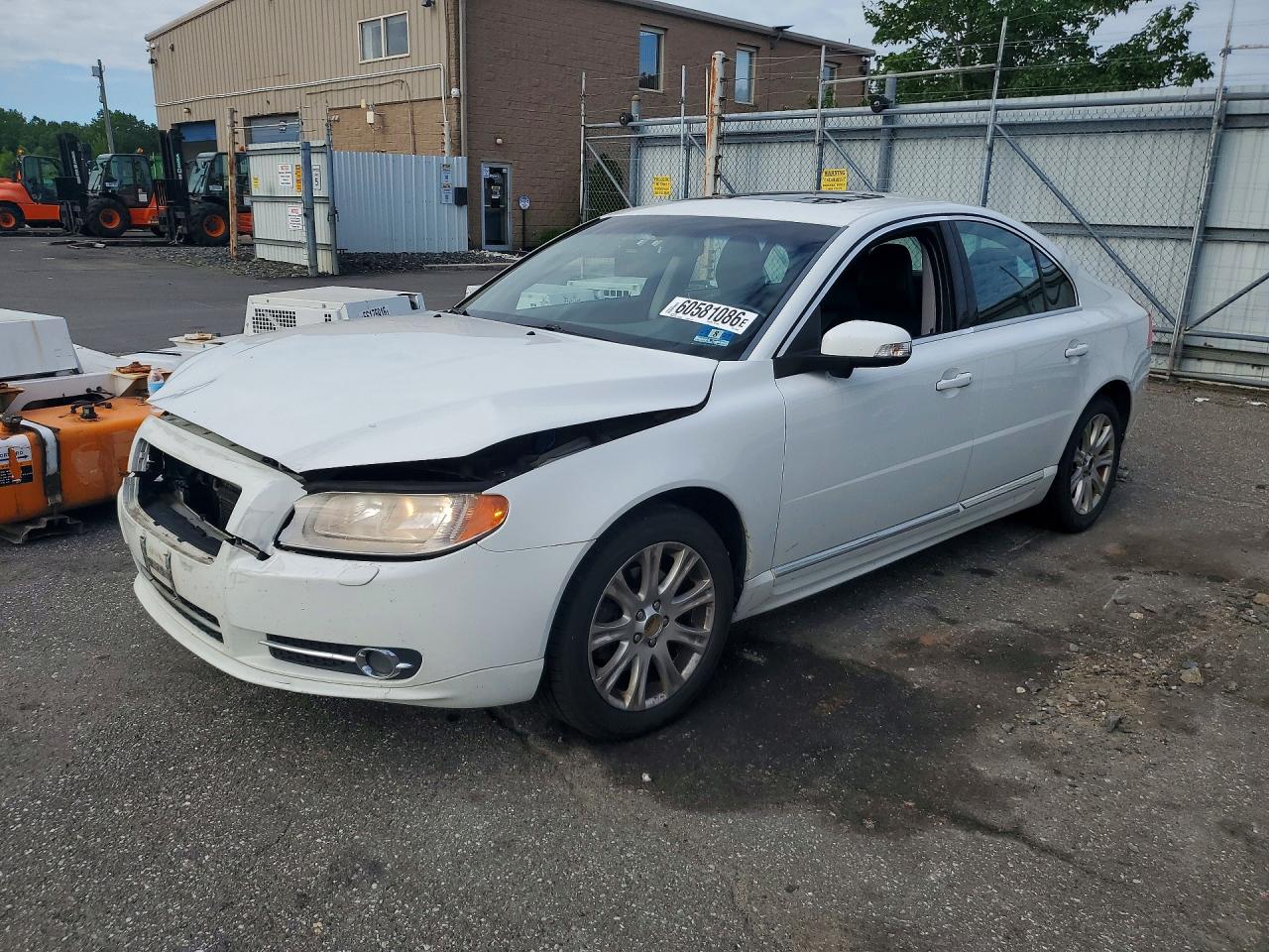 YV1960AS5A1131050 · 2010 VOLVO S80
