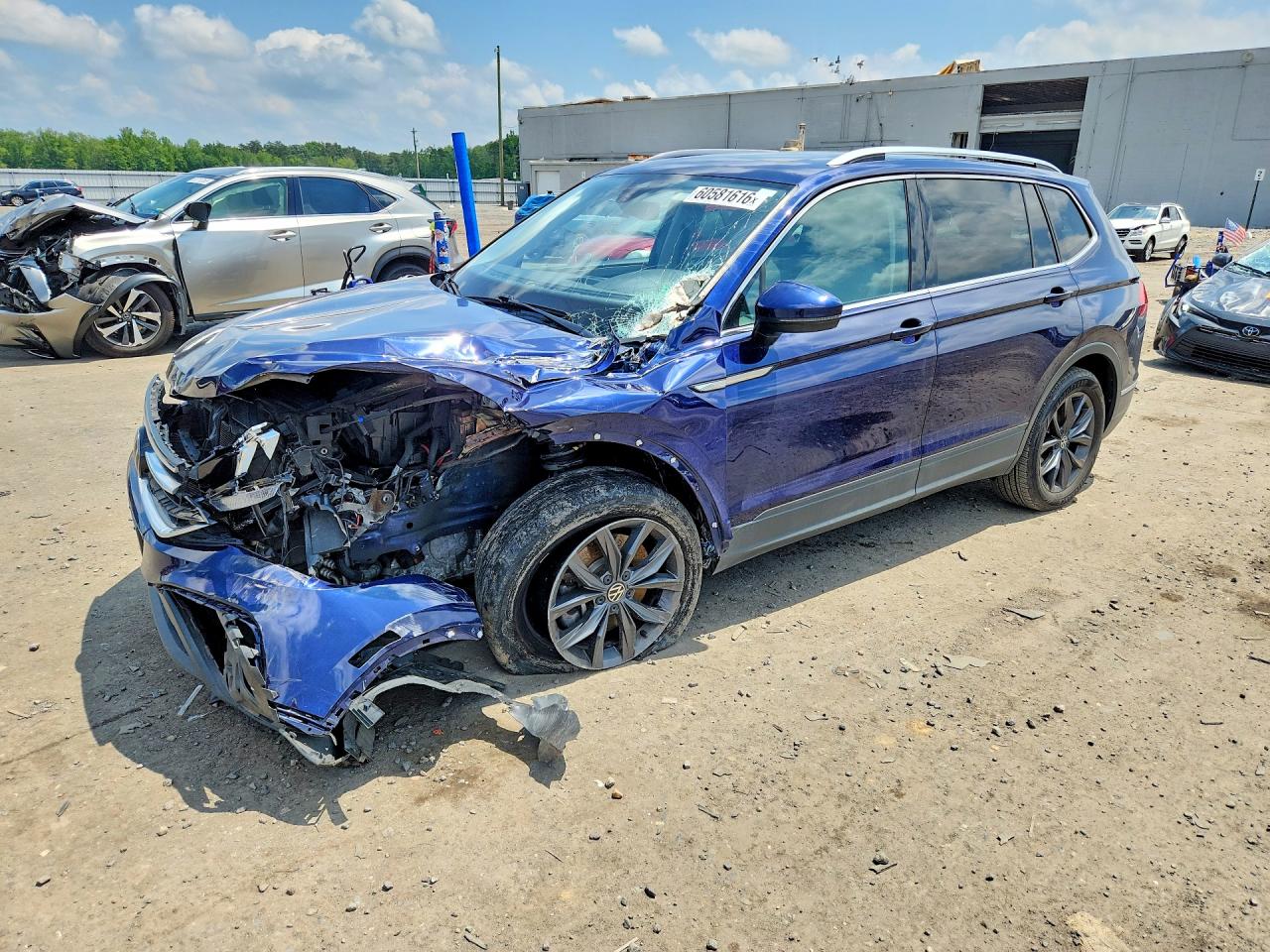 3VV2B7AX7NM018654 · 2022 VOLKSWAGEN TIGUAN