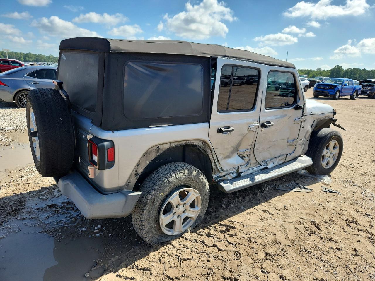 1C4HJXDG9JW157301 · 2018 JEEP WRANGLER UNLIMITED · 3/12