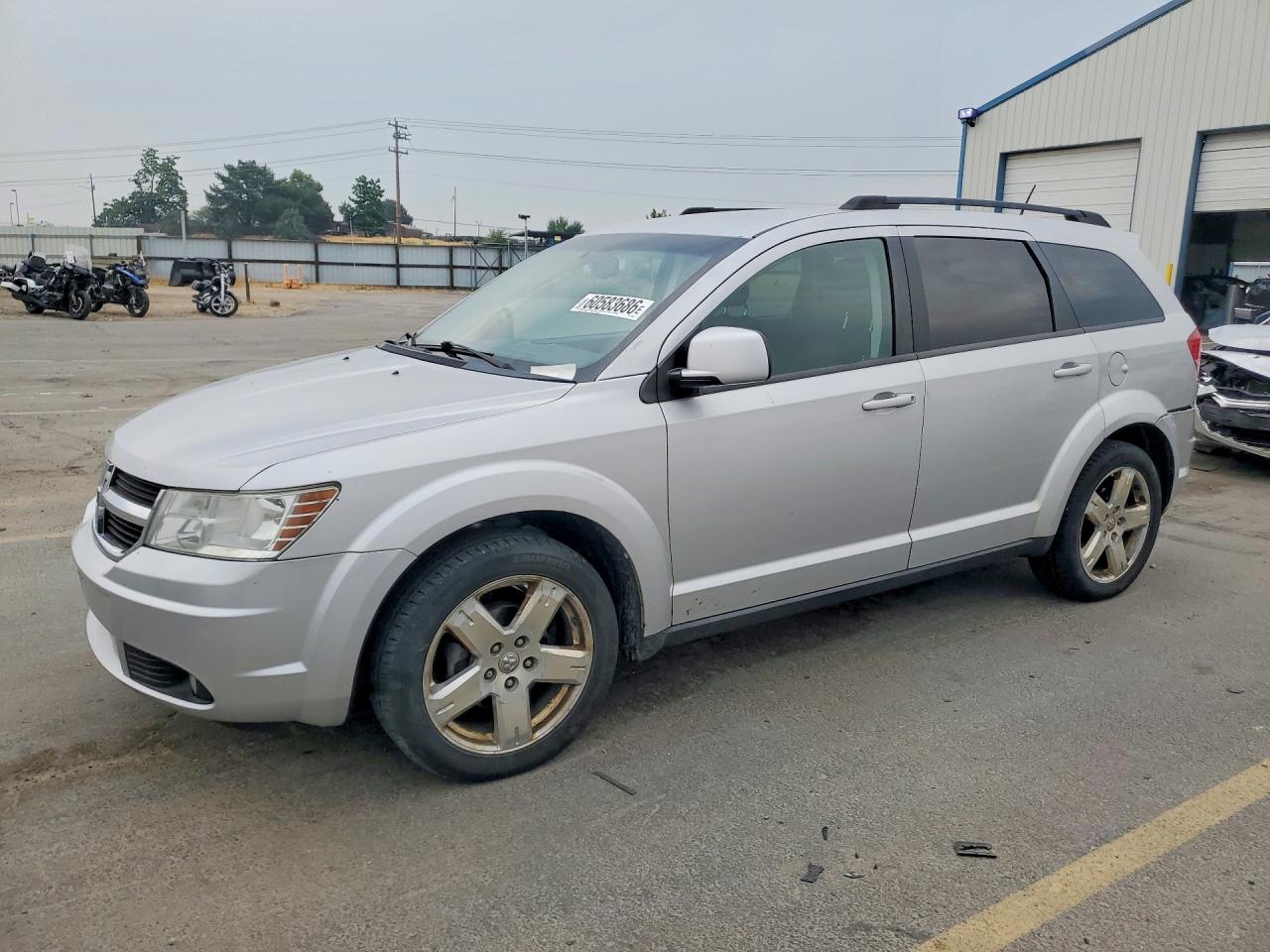 3D4PH5FV6AT148443 · 2010 DODGE JOURNEY