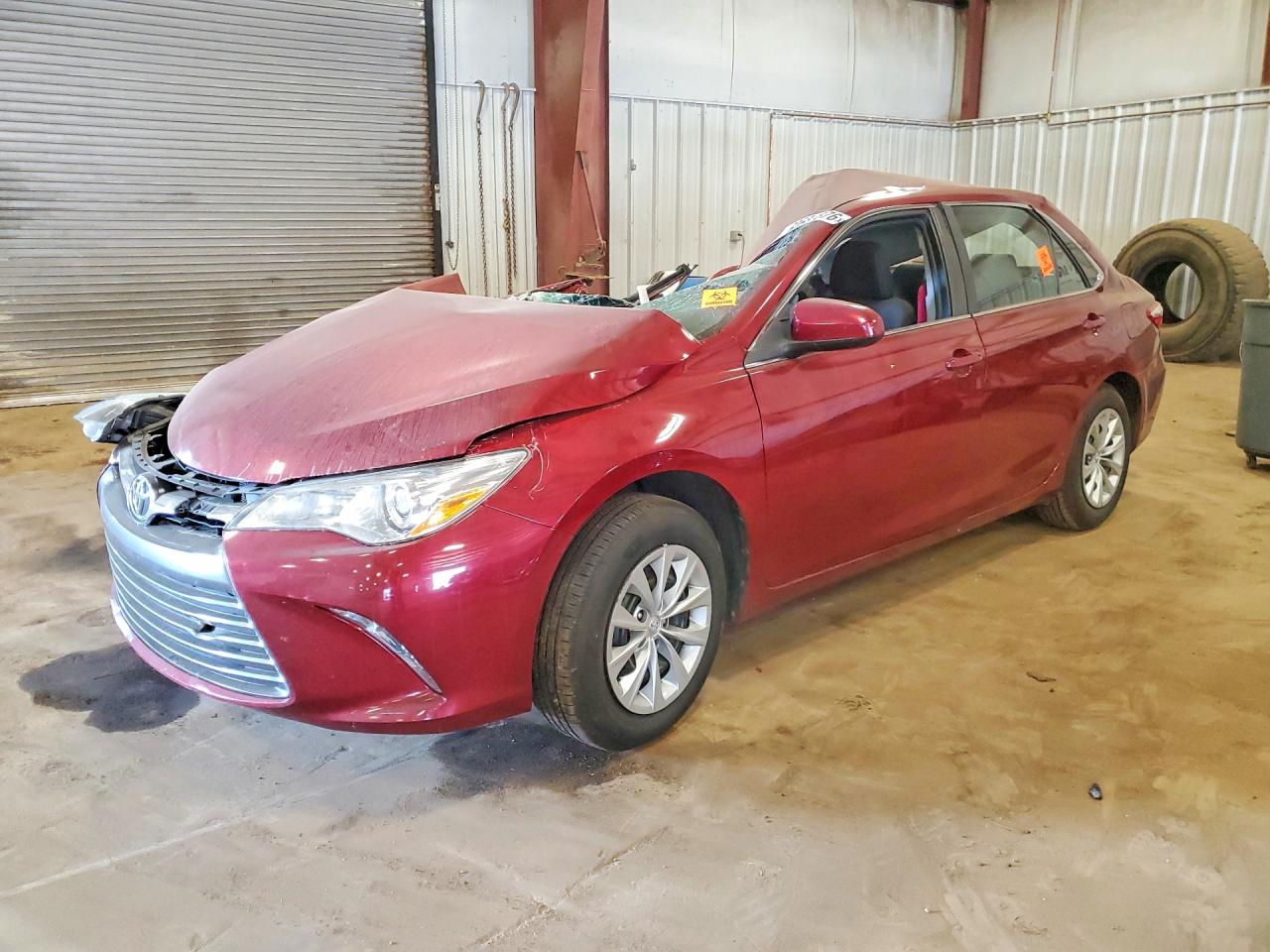 4T1BF1FK1GU512094 · 2016 TOYOTA CAMRY