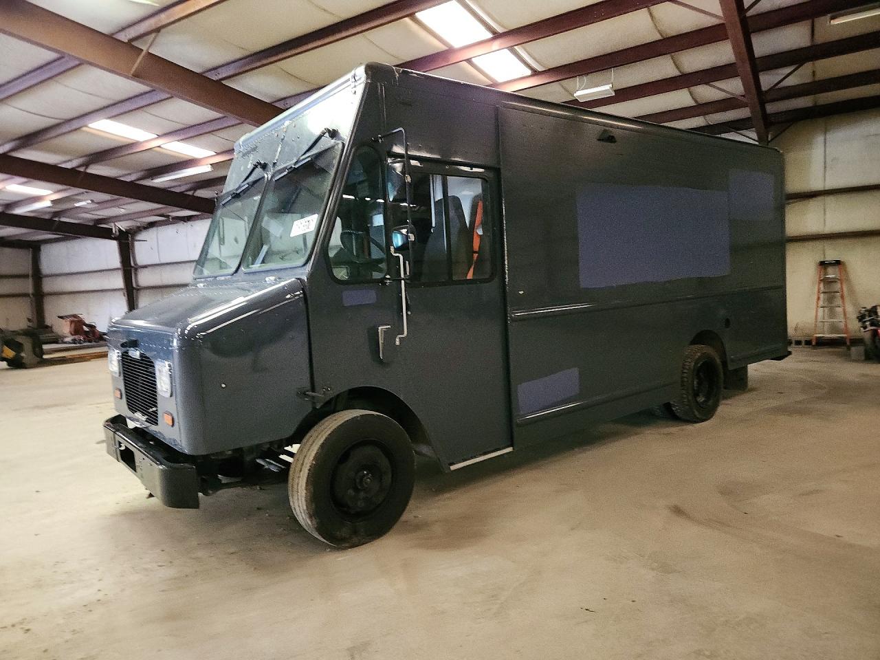 4UZAC2EA2LCMK0270 · 2020 FRHT - FREIGHTLINER CHASSIS
