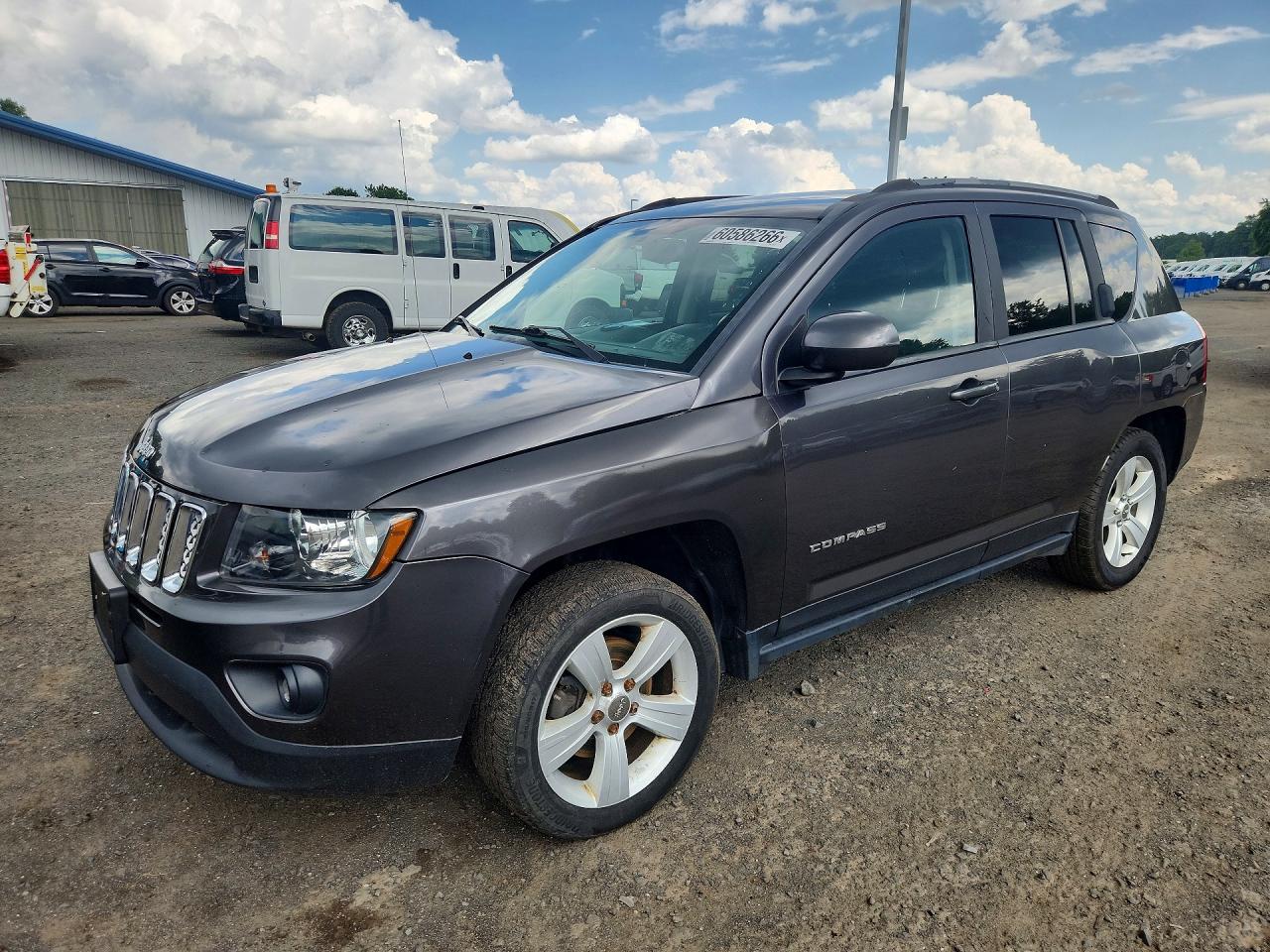 1C4NJDEB5HD210277 · 2017 JEEP COMPASS