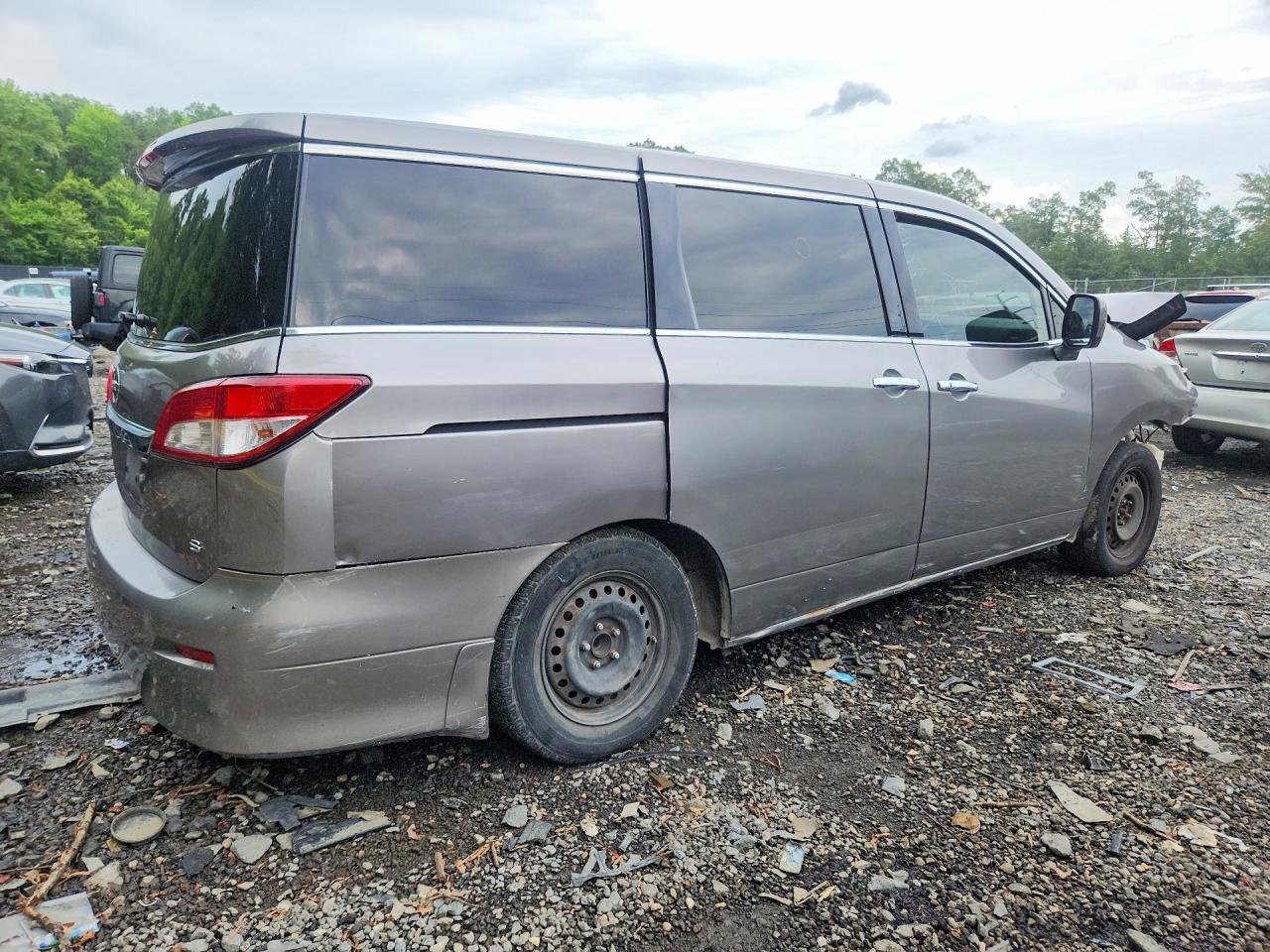 JN8AE2KP8B9007325 · 2011 NISSAN QUEST · 3/13