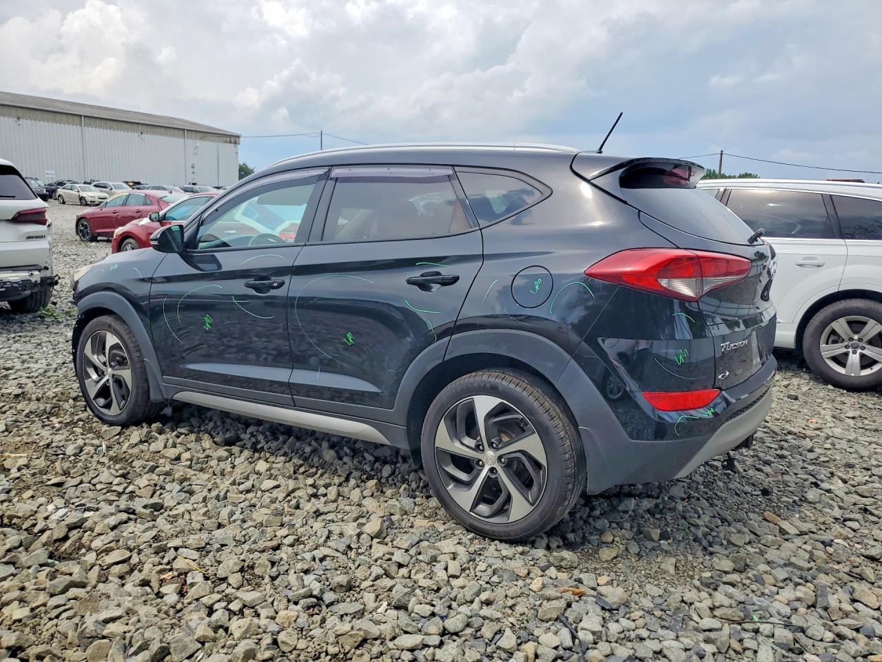 KM8J3CA28HU297502 · 2017 HYUNDAI TUCSON · 2/13