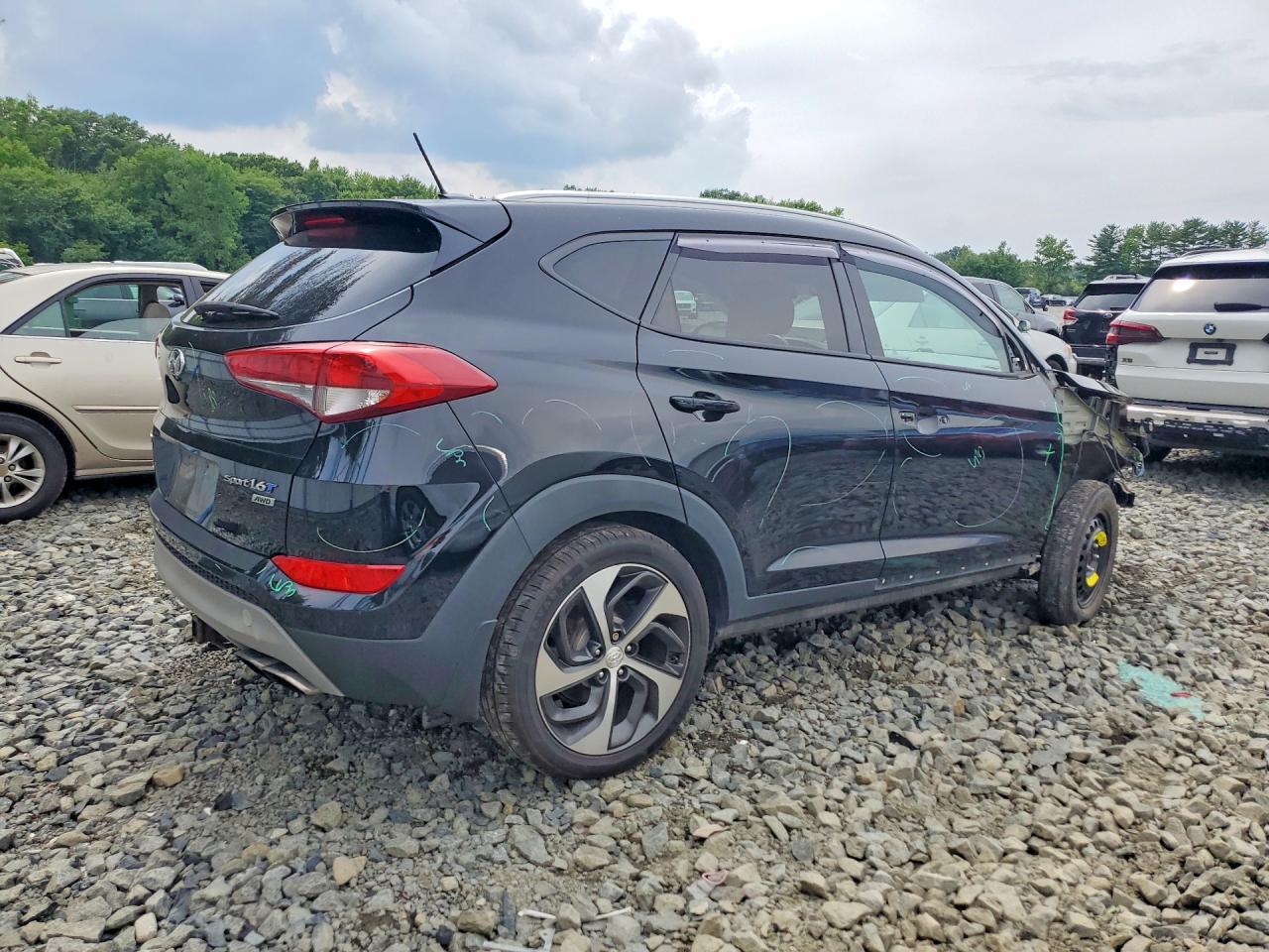 KM8J3CA28HU297502 · 2017 HYUNDAI TUCSON · 3/13