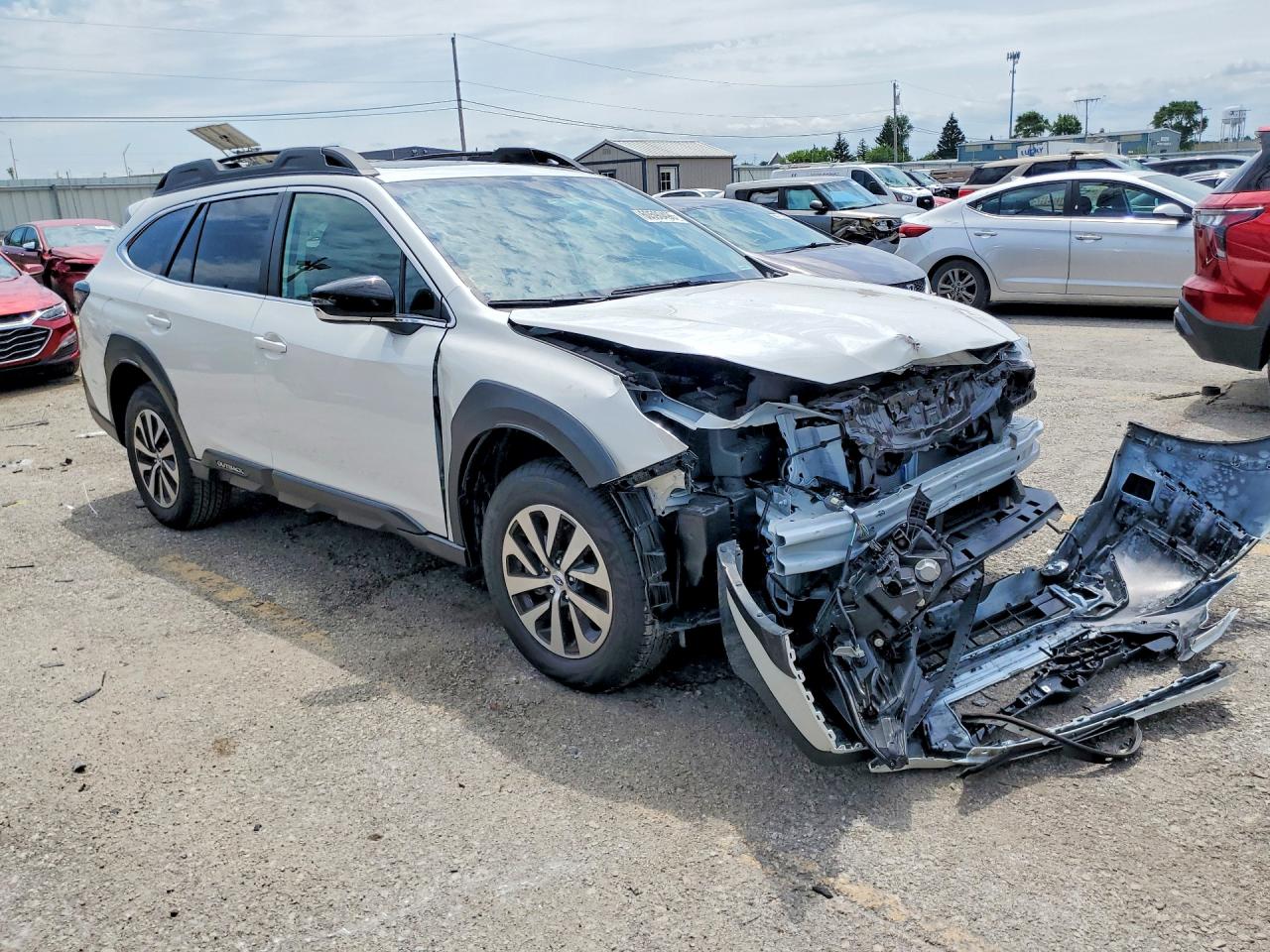 4S4BTAFC0S3238922 · 2025 SUBARU OUTBACK · 4/13