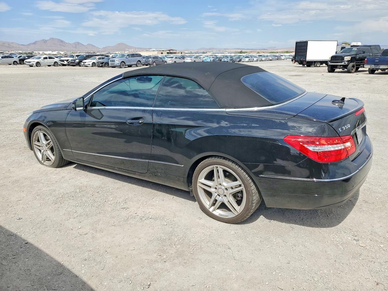 WDDKK5GF0BF113222 · 2011 MERCEDES-BENZ E · 2/12