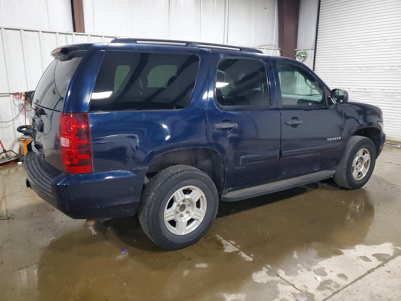 1GNFK13068J235621 · 2008 CHEVROLET TAHOE · 3/13