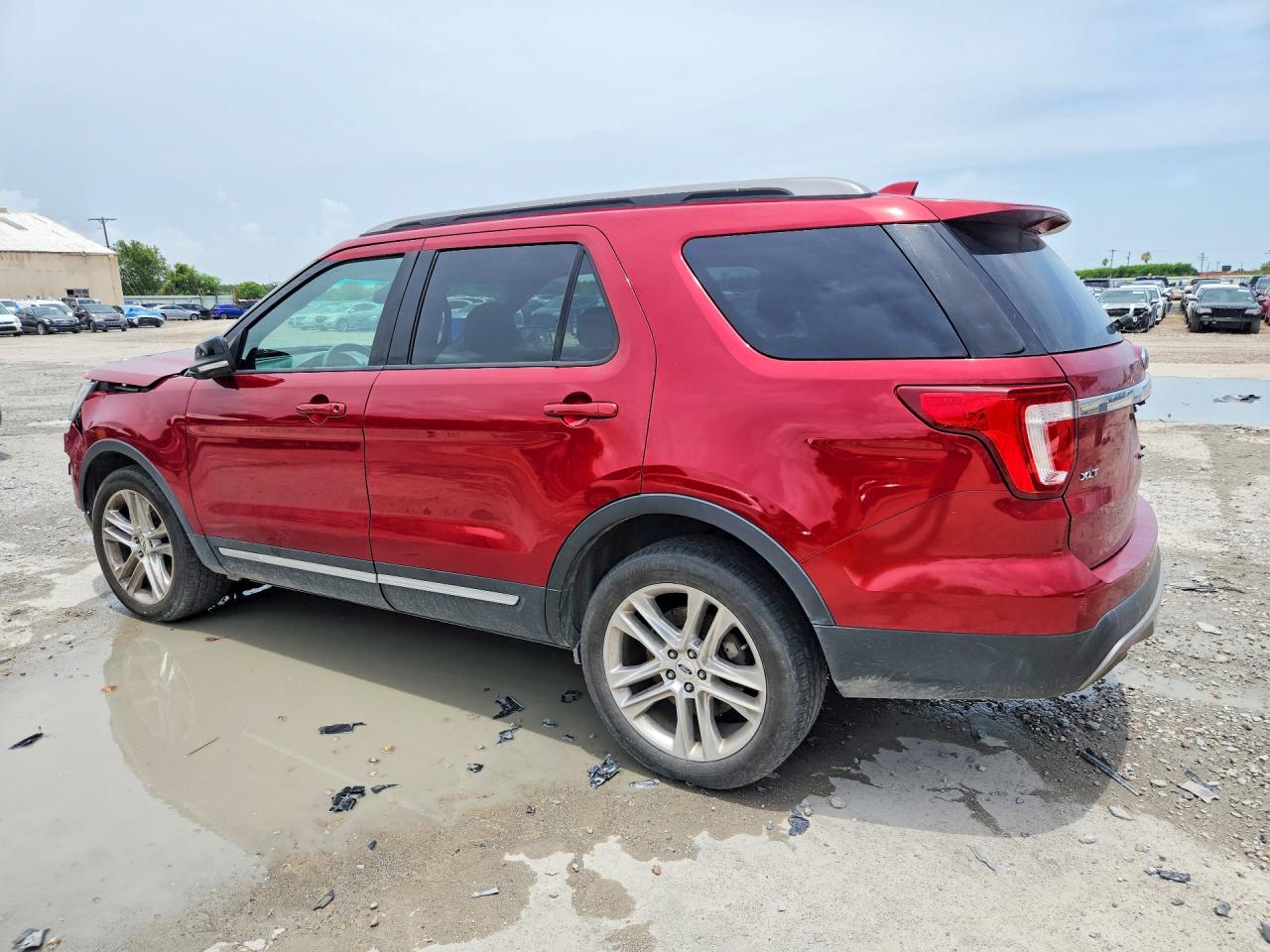 1FM5K8D86HGB19944 · 2017 FORD EXPLORER · 2/12