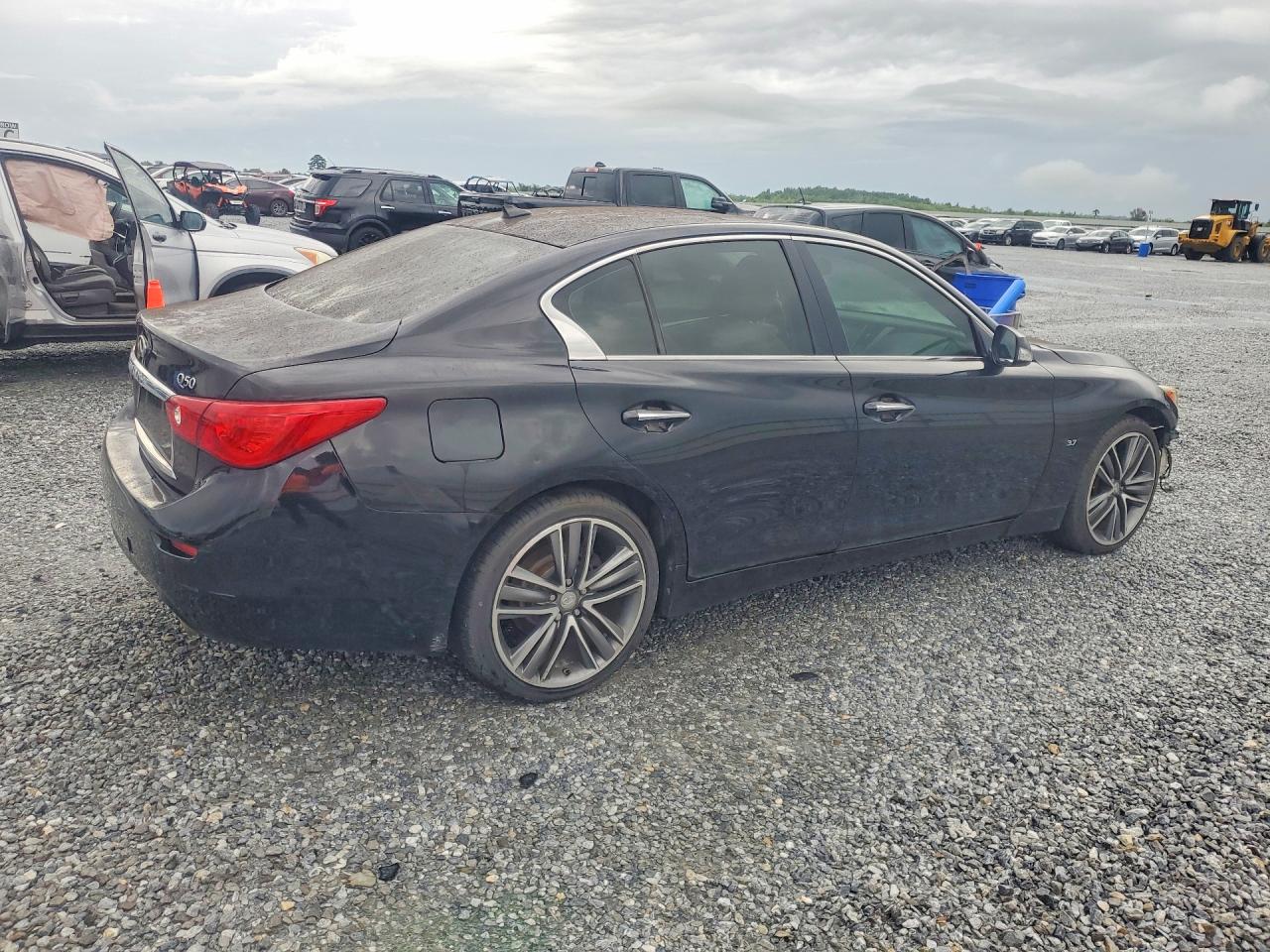 JN1BV7AP5EM685596 · 2014 INFINITI Q50 · 3/12
