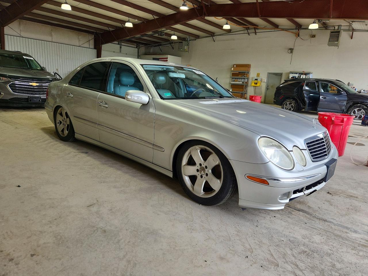 WDBUF83J25X187046 · 2005 MERCEDES-BENZ E · 4/12