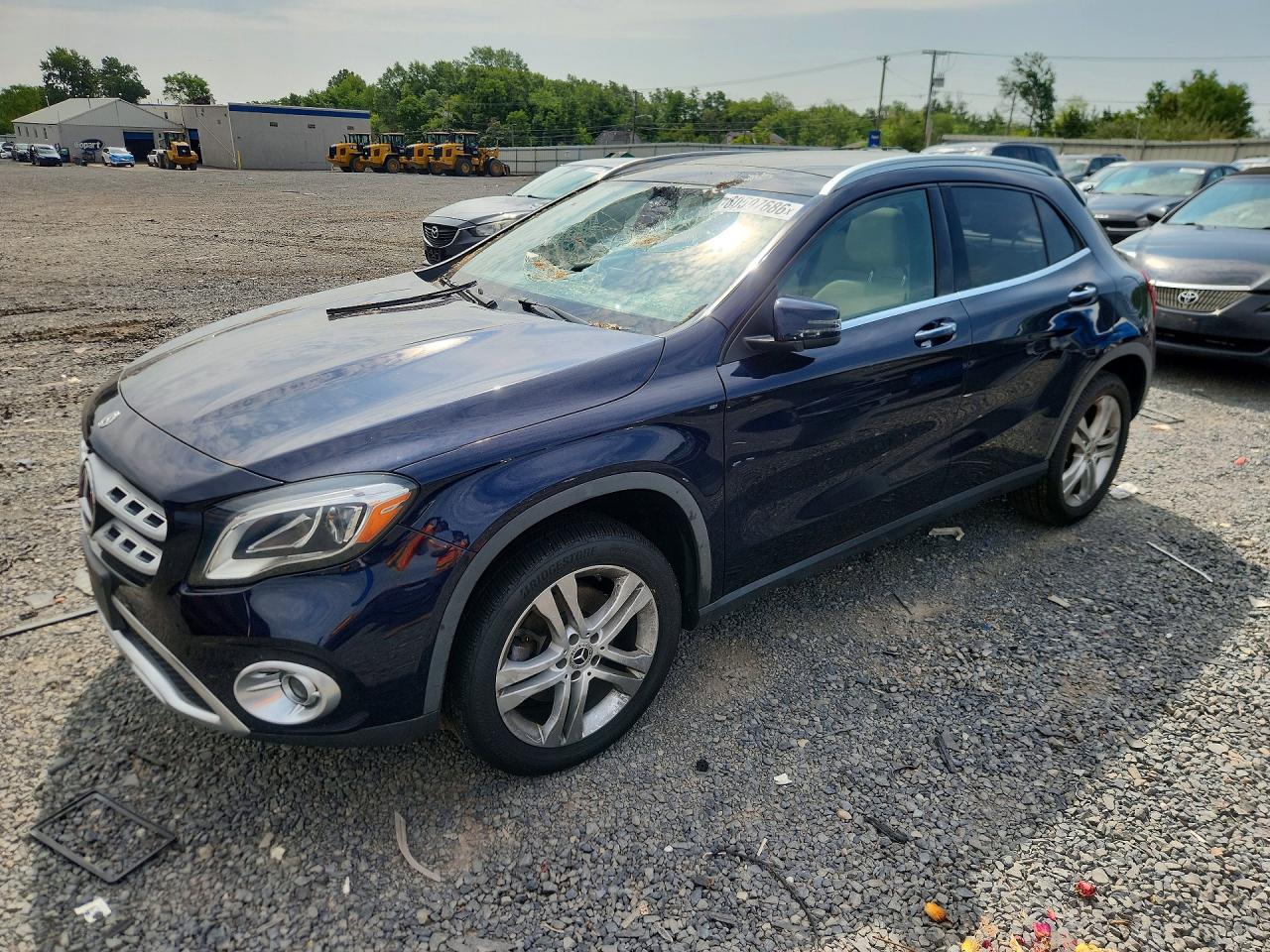 WDCTG4GBXKJ579769 · 2019 MERCEDES-BENZ GLA