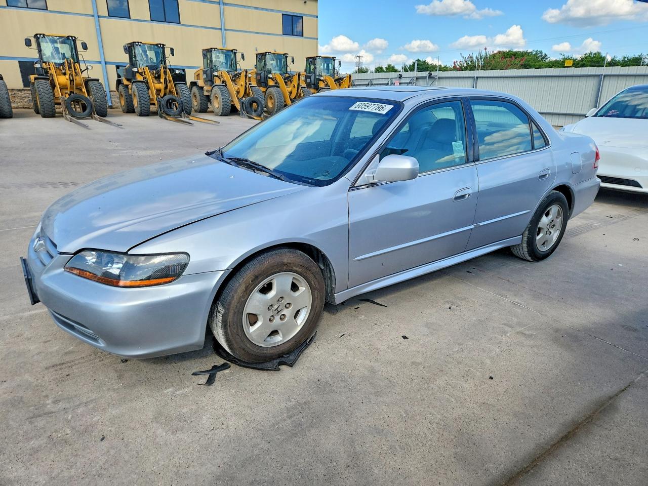 1HGCG16552A063353 · 2002 HONDA ACCORD