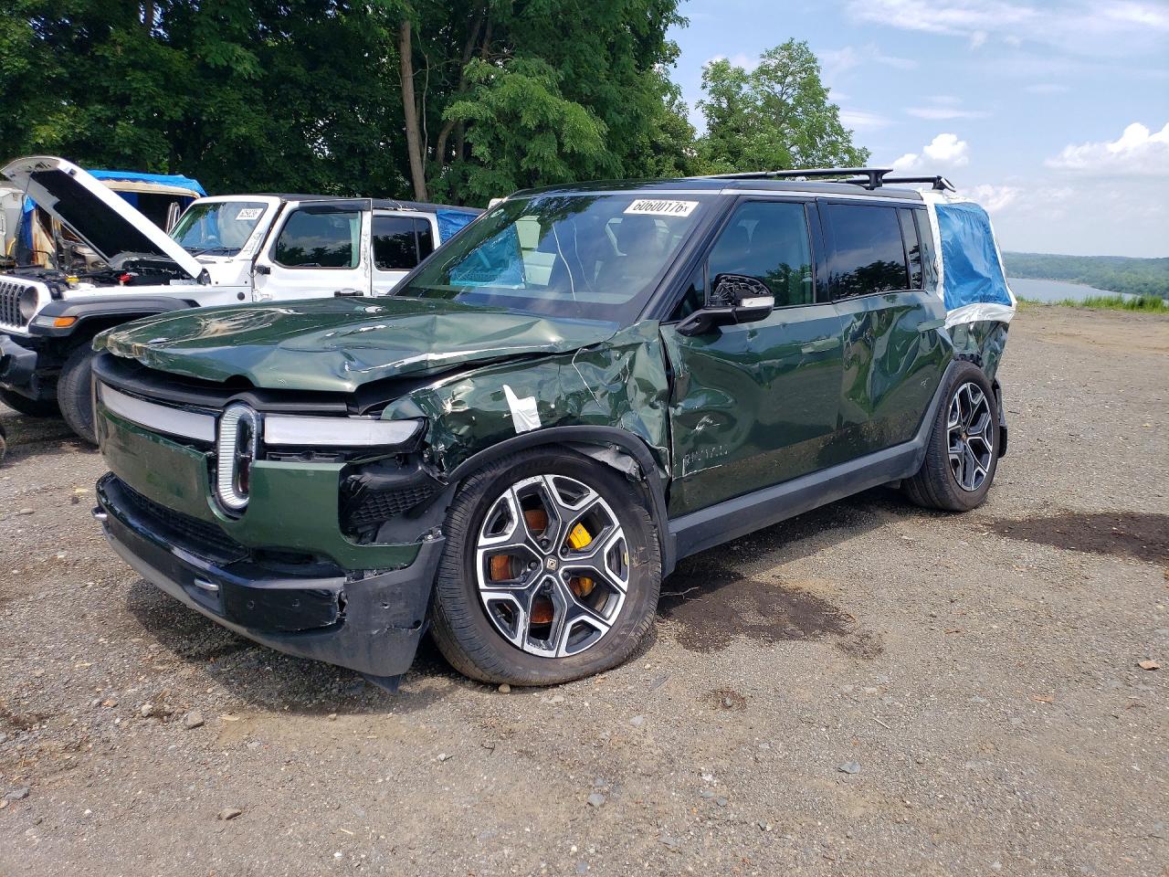 7PDSGABLXPN020988 · 2023 RIVIAN R1S