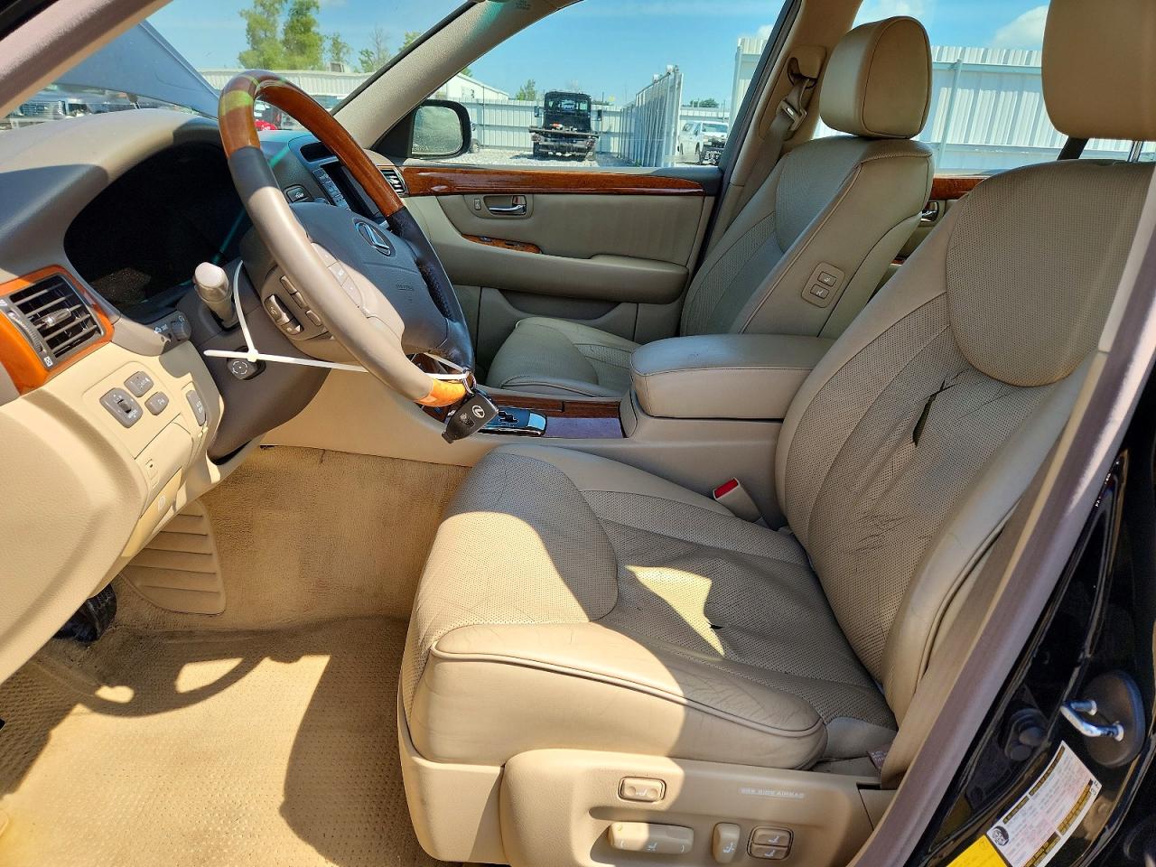 JTHBN36F140135757 · 2004 LEXUS LS · 7/12