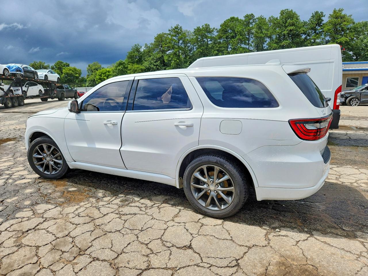 1C4RDHAG2FC113834 · 2015 DODGE DURANGO · 2/13