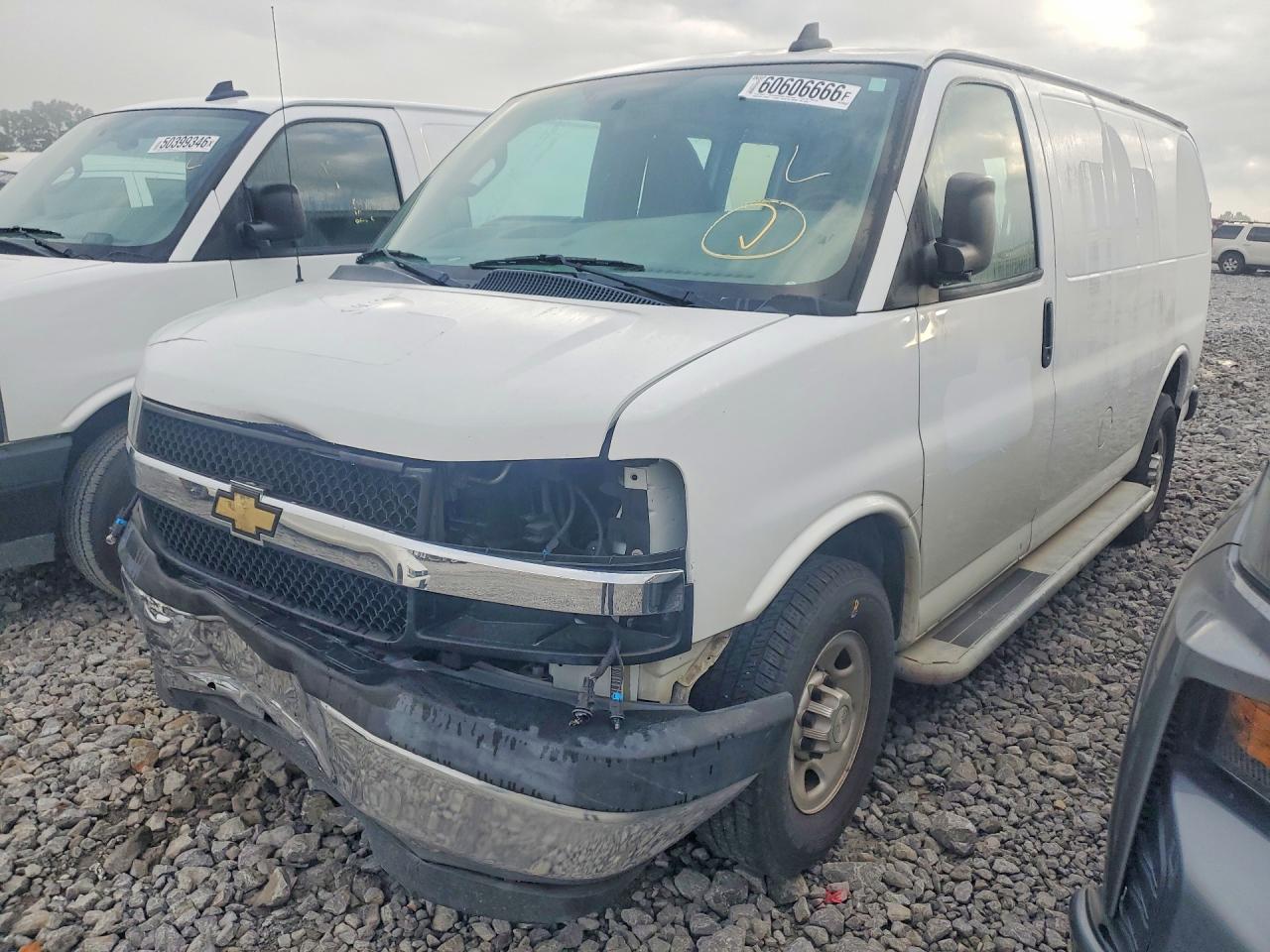 1GCWGAFG7L1175036 · 2020 CHEVROLET EXPRESS G2500