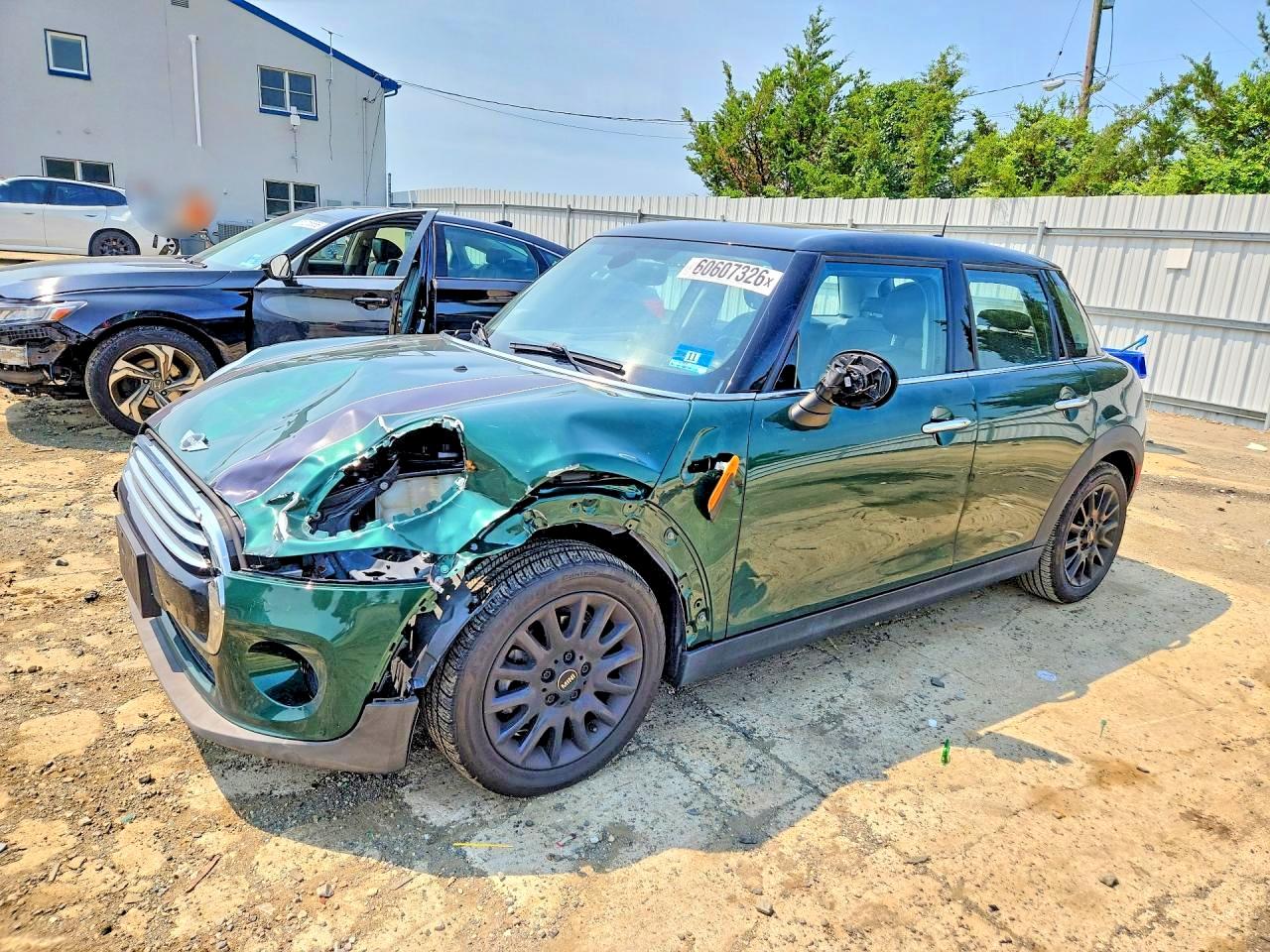 WMWXU1C50H2E18123 · 2017 MINI COOPER