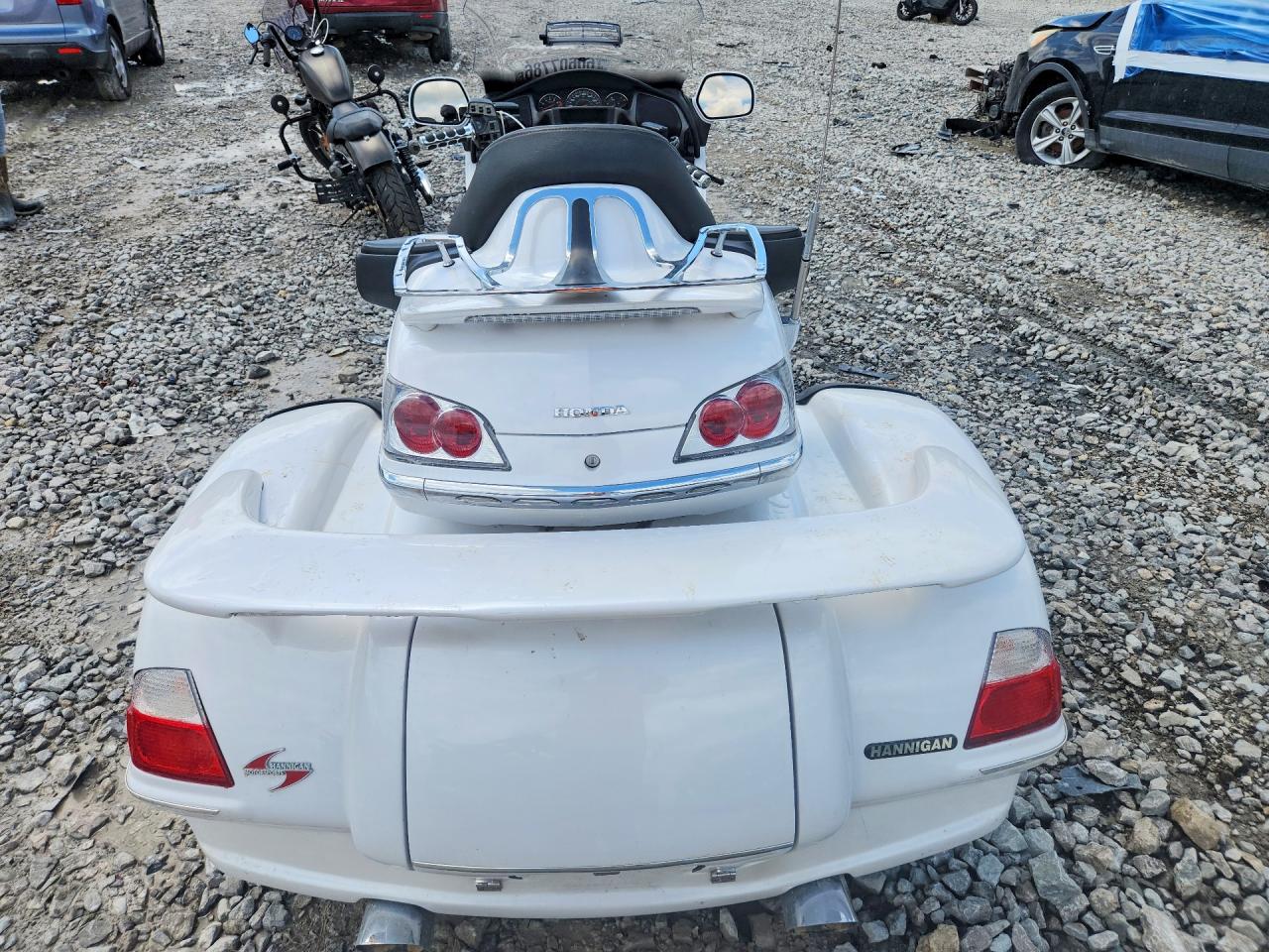 1HFSC47F78A712017 · 2008 HONDA GL1800 · 4/9