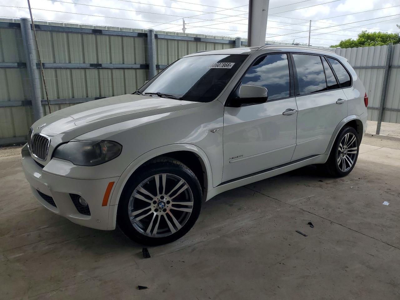 5UXZV8C57DL426589 · 2013 BMW X5