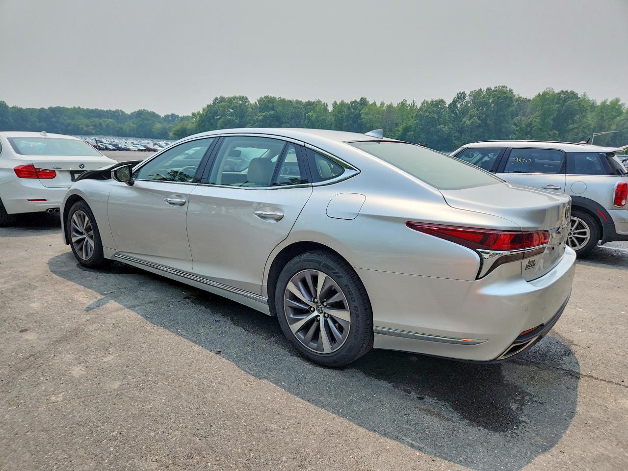JTHC51FF9J5005202 · 2018 LEXUS LS 500 · 2/12