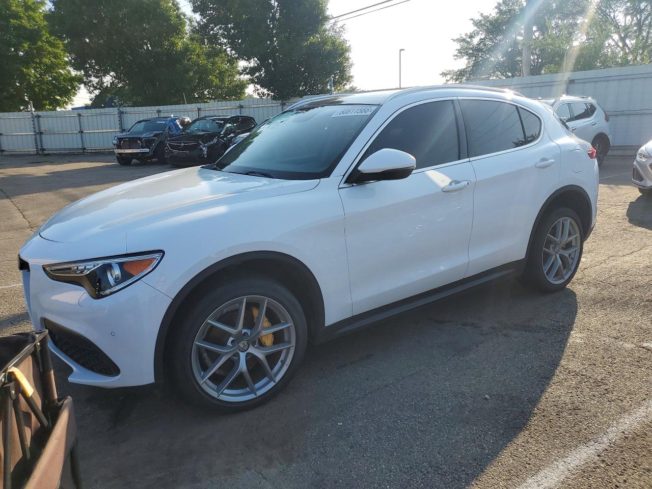 ZASFAKBN2J7B99712 · 2018 ALFA ROMEO STELVIO