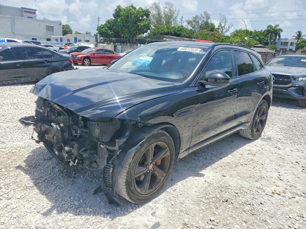 SADCM2FV0LA625596 · 2020 JAGUAR F-PACE