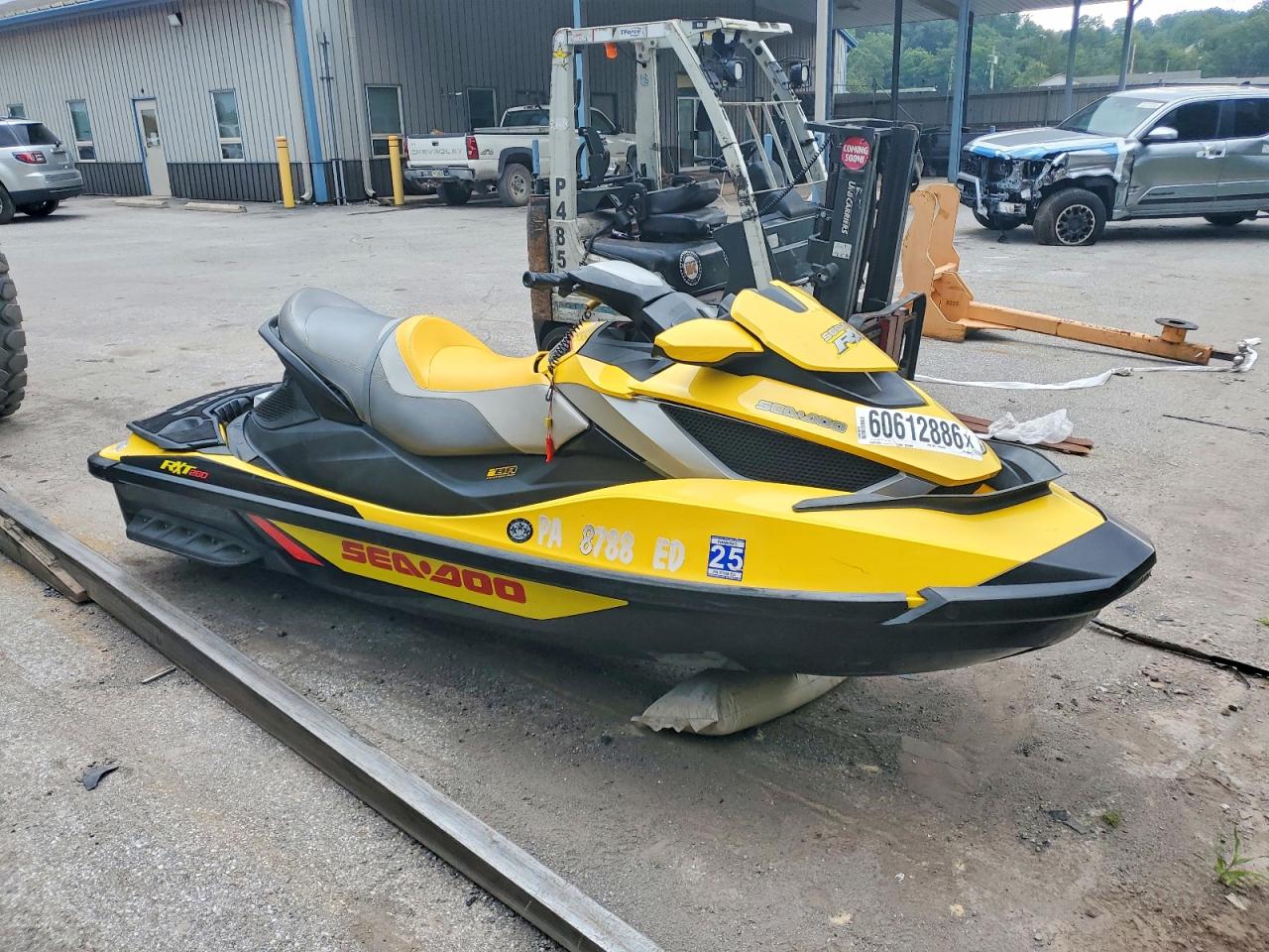YDV00725A010 · 2010 SEA DOO RXT