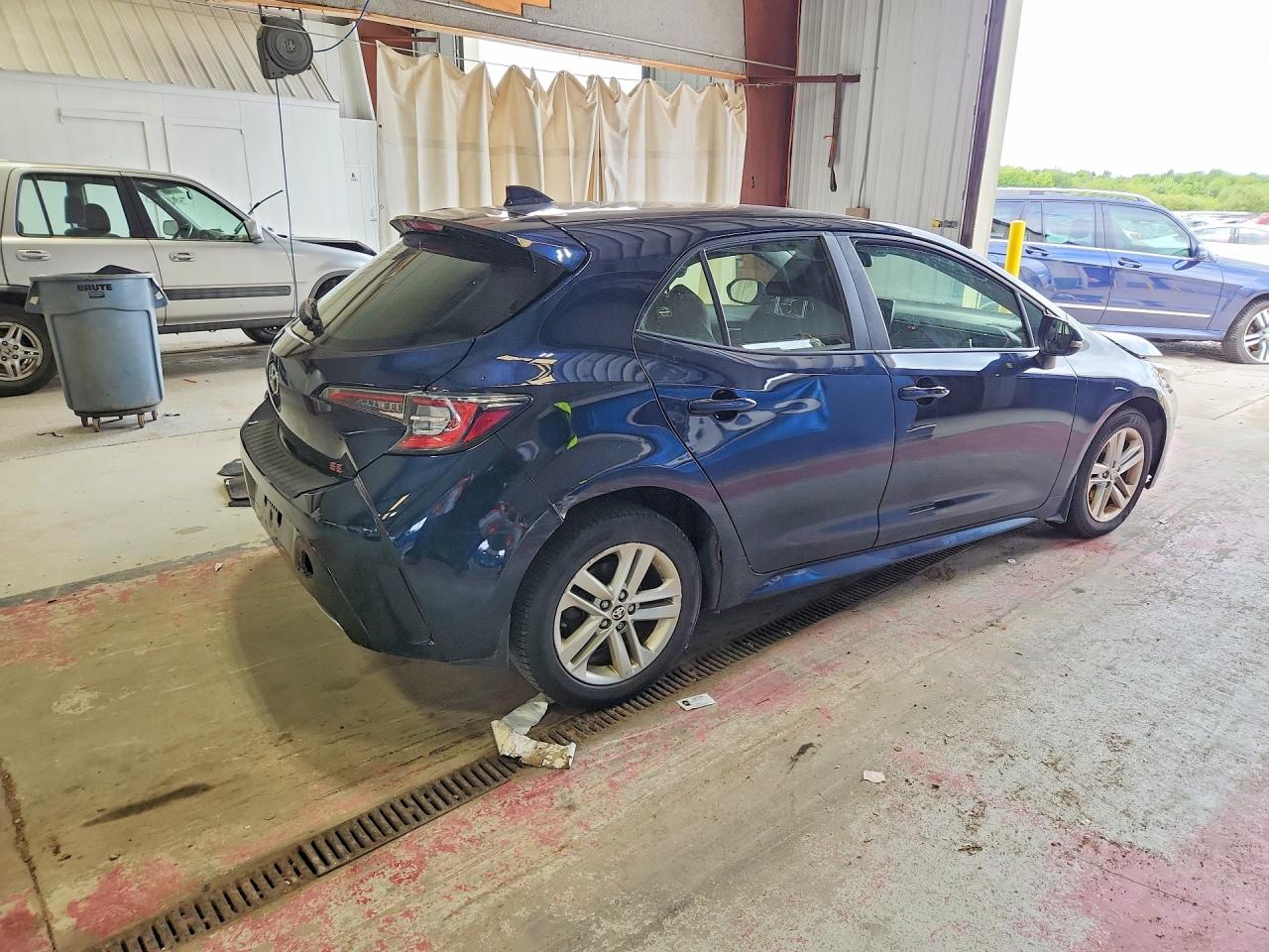 JTNK4RBE3K3031119 · 2019 TOYOTA COROLLA HATCHBACK · 3/13