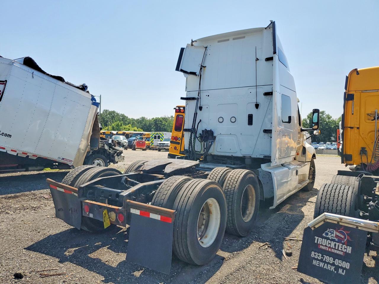 3HSDZAPR4KN326161 · 2019 INTERNATIONAL LT625 · 3/13