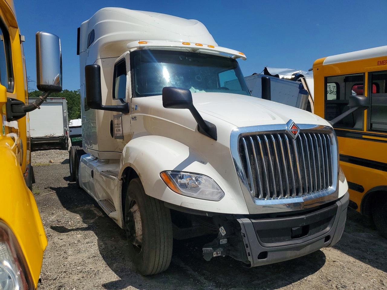 3HSDZAPR4KN326161 · 2019 INTERNATIONAL LT625 · 4/13