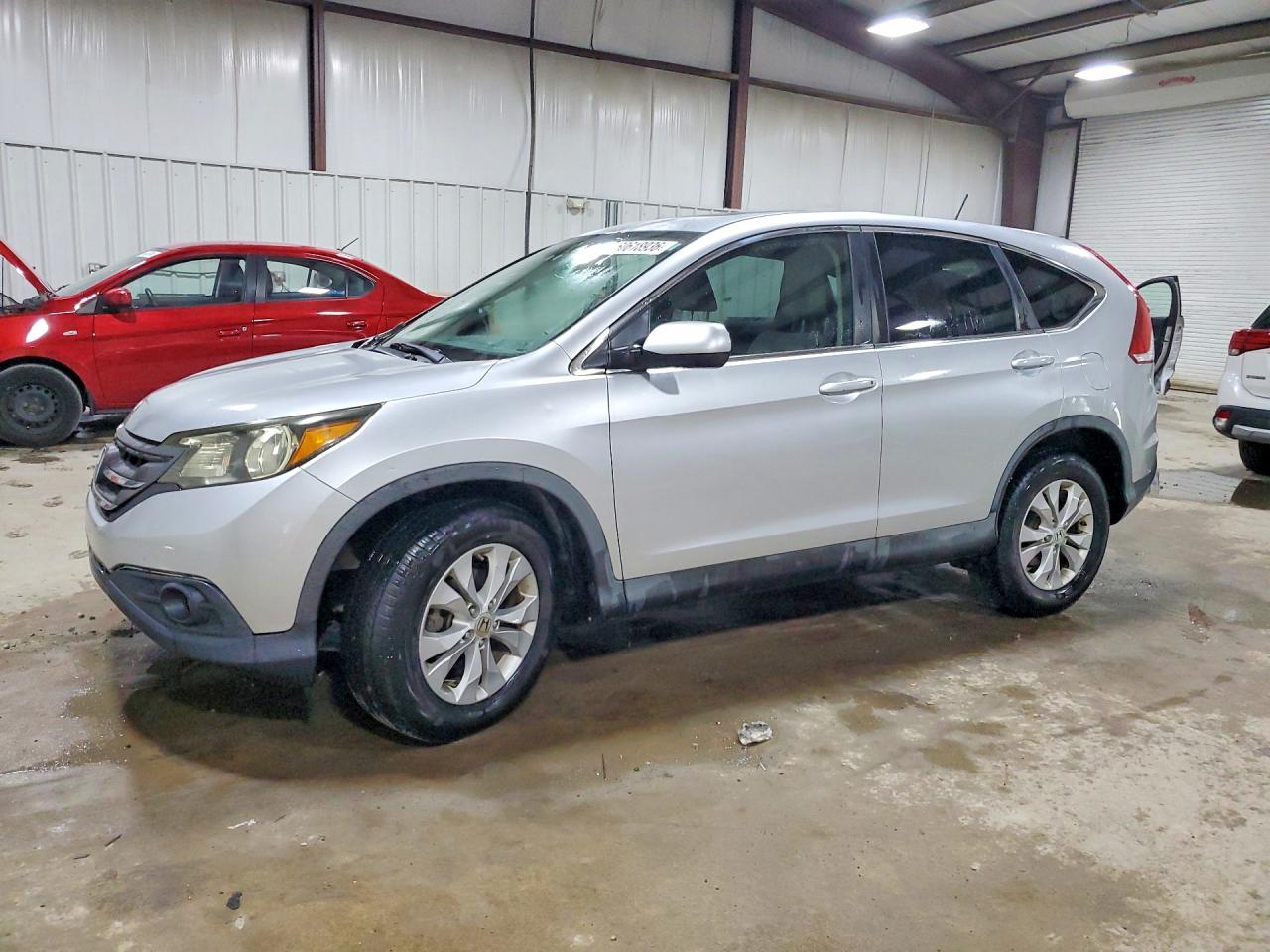 2HKRM4H52DH682438 · 2013 HONDA CR-V