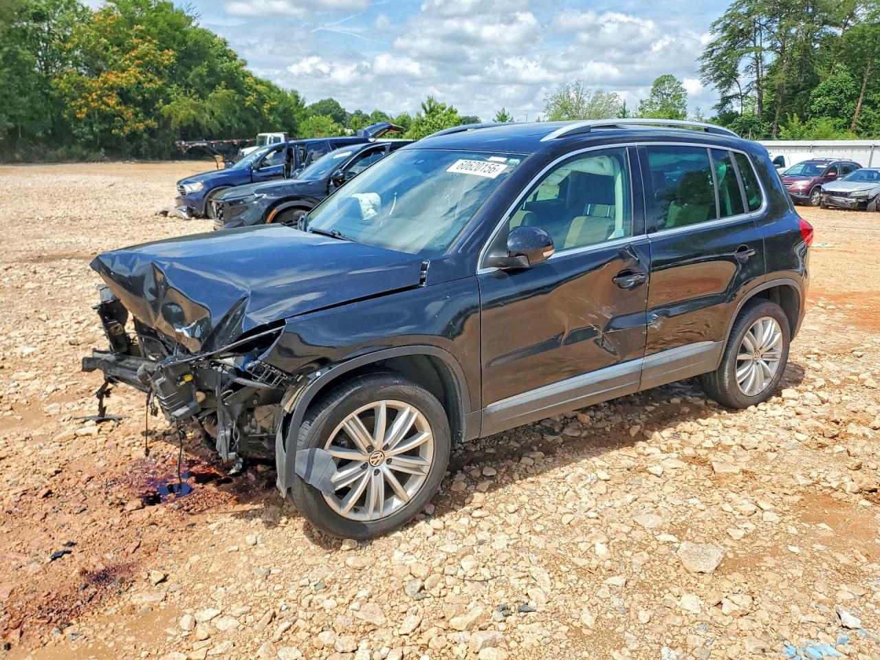 WVGAV7AX2GW553391 · 2016 VOLKSWAGEN TIGUAN
