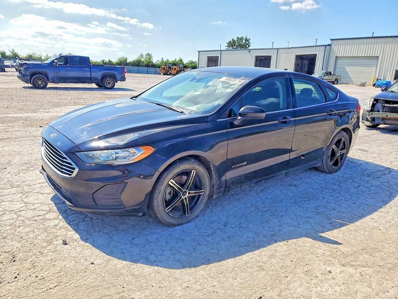 3FA6P0LU4KR109803 · 2019 FORD FUSION