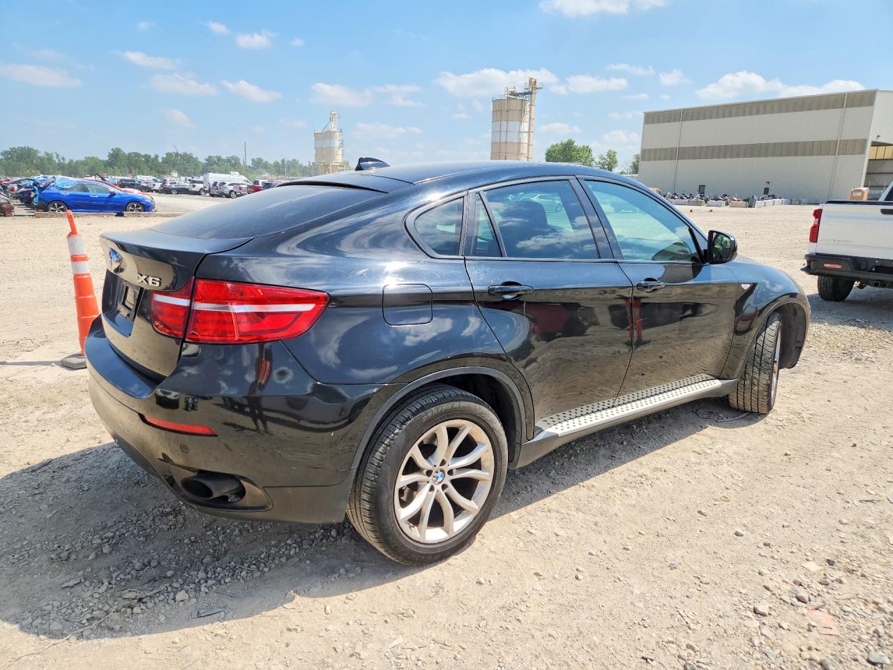 5UXFG2C51E0C43950 · 2014 BMW X6 · 3/13