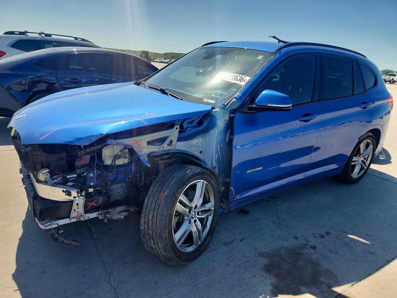 WBXHT3C38H5F71046 · 2017 BMW X1