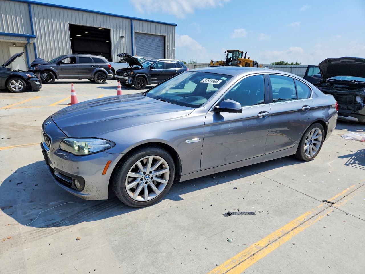 WBA5B3C56FD545708 · 2015 BMW 535