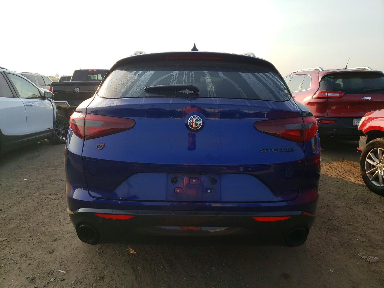 ZASPAKAN7L7C83100 · 2020 ALFA ROMEO STELVIO · 6/13